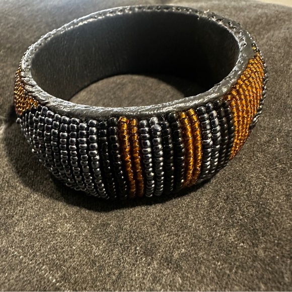 Handmade Beaded Bracelet. Masai. Bought in Africa, July 2025 - Picture 5 of 7